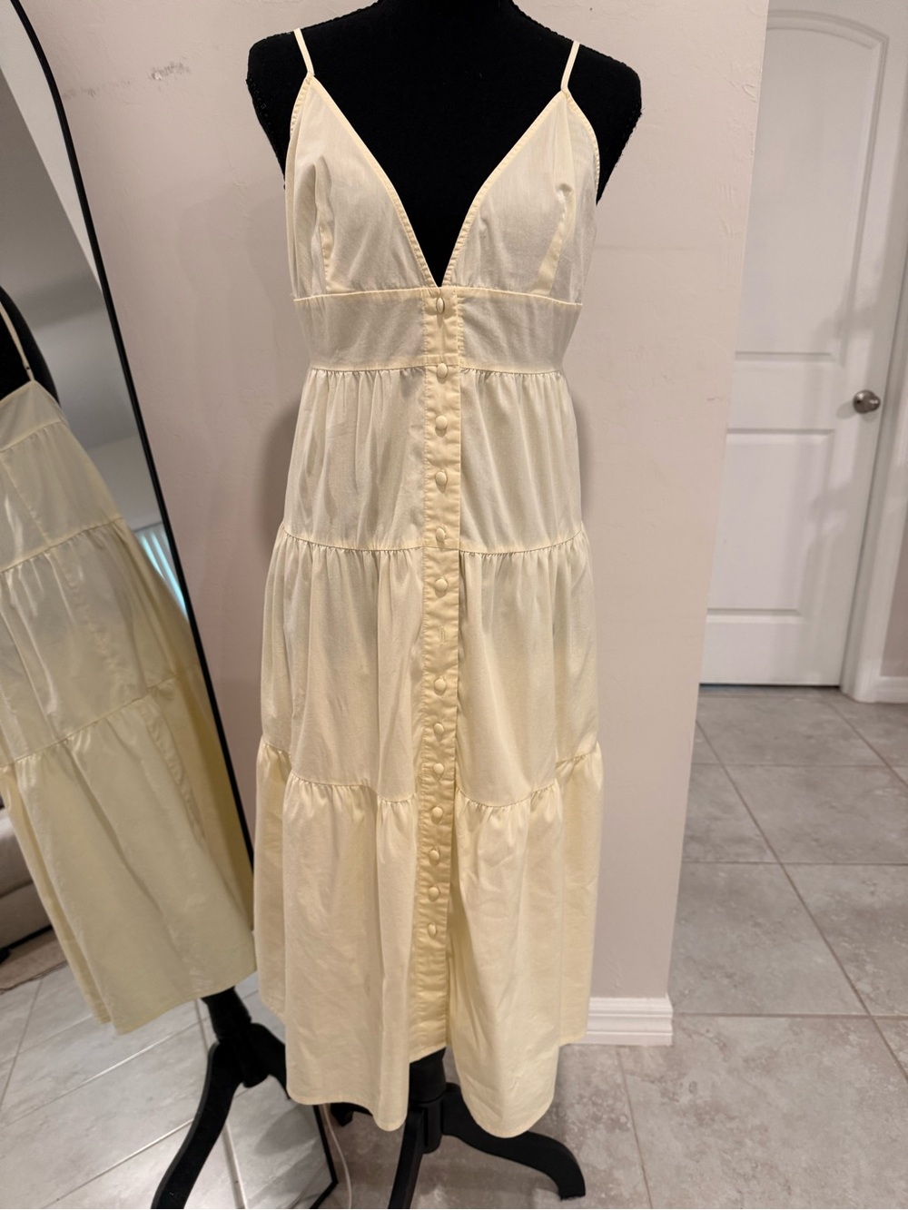 Forever 21 Cream Tiered Button-Front Midi Dress